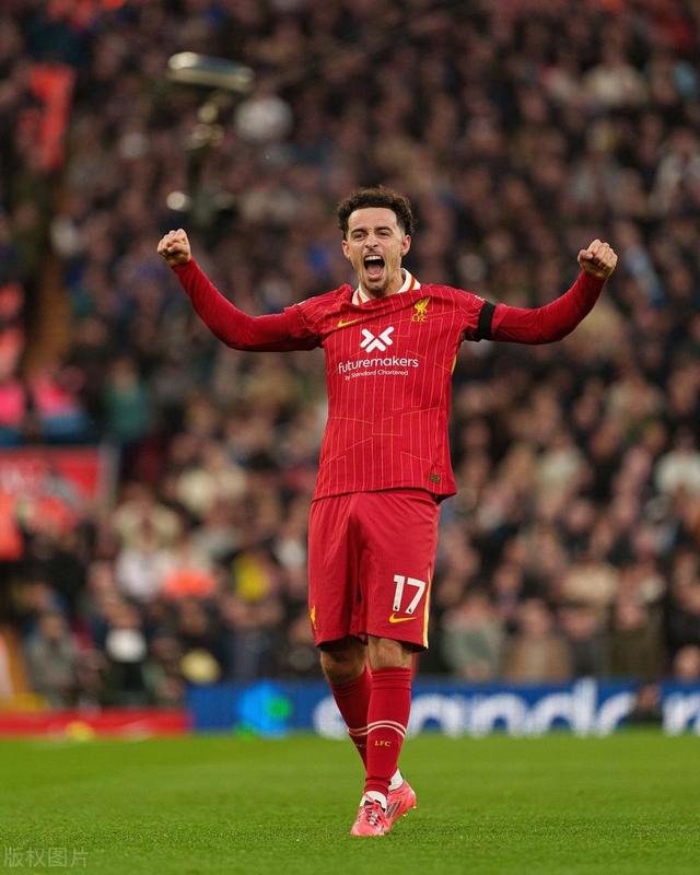 开云体育中国官方网站-里程碑夜辽宁本钢单刀错失，英超赛后刷纪录，气氛紧张，控场能力受关注